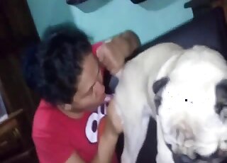 Blowjob scene with a brunette that sucks cocks